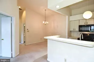 7705 Lafayette Forest Dr, Annandale, VA 22003 - Photo 10