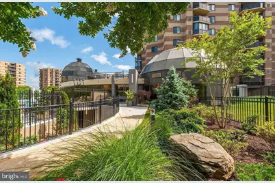 8340 Greensboro Drive #802, McLean, VA 22102 - Photo 8