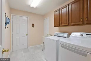 4928 Novak Ln, Fairfax, VA 22030 - Photo 26