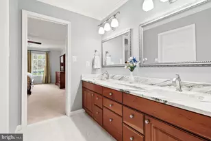 4928 Novak Ln, Fairfax, VA 22030 - Photo 36