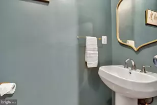 7768 Grandwind Dr, Lorton, VA 22079 - Photo 30