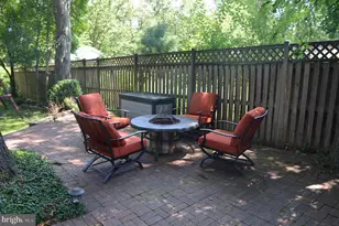 8705 Yardley Dr, Alexandria, VA 22308 - Photo 10