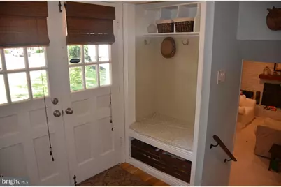 8705 Yardley Drive, Alexandria, VA 22308 - Photo 24