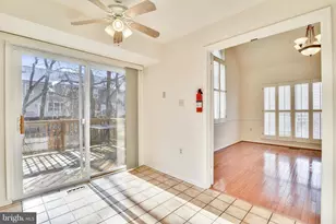 3023 Oakton Meadows Ct, Oakton, VA 22124 - Photo 10