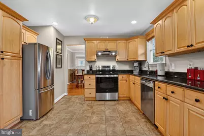 5206 Pimlico Court, Fairfax, VA 22032 - Photo 8