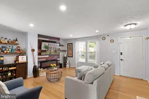 7457 Wounded Knee Rd, Lorton, VA 22079 - Photo 8