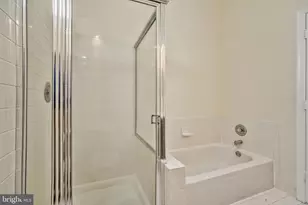 6274 Walkers Croft Way, Alexandria, VA 22315 - Photo 28
