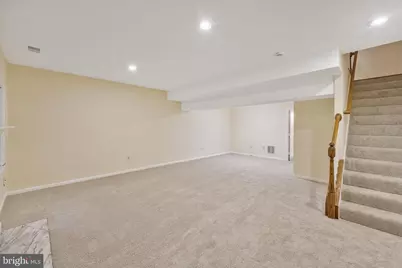 6274 Walkers Croft Way, Alexandria, VA 22315 - Photo 32