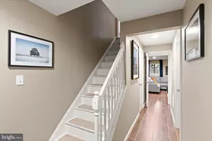 6133 Stonepath Cir, Centreville, VA 20120 - Photo 30