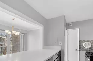 2908 Kings Chapel Rd, Falls Church, VA 22042 - Photo 12