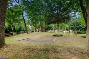 11713 Ayreshire Rd, Oakton, VA 22124 - Photo 46