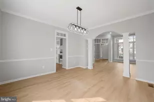 2373 Whitestone Hill Ct, Falls Church, VA 22043 - Photo 8