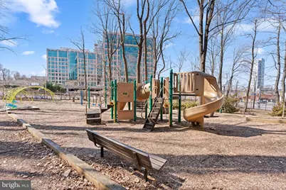 8340 Greensboro Drive #623, McLean, VA 22102 - Photo 32