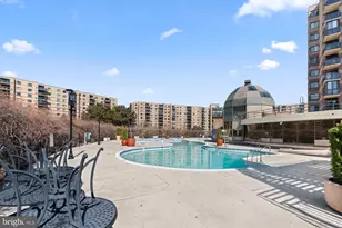 8340 Greensboro Dr, McLean, VA 22102 - Photo 22