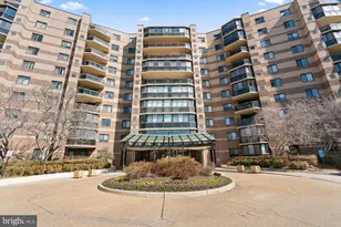 8340 Greensboro Dr, McLean, VA 22102 - Photo 4