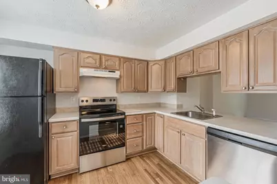 1682 Harvest Green Court, Reston, VA 20194 - Photo 10