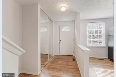 1682 Harvest Green Court, Reston, VA 20194 - Photo 2