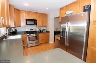 8230 La Faye Ct, Alexandria, VA 22306 - Photo 28