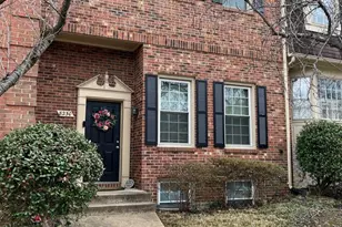 8230 La Faye Ct, Alexandria, VA 22306 - Photo 2