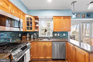 8816 Arley Dr, Springfield, VA 22153 - Photo 18