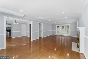 3911 Shelley Ln, Annandale, VA 22003 - Photo 4