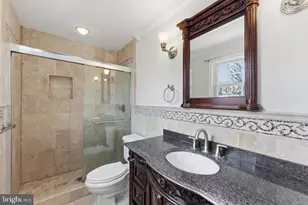 3911 Shelley Ln, Annandale, VA 22003 - Photo 36