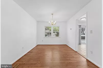 8910 Spur Road, Springfield, VA 22153 - Photo 8