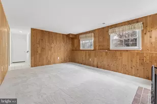 8910 Spur Rd, Springfield, VA 22153 - Photo 30