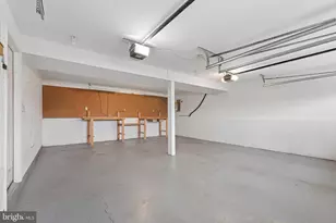 8910 Spur Rd, Springfield, VA 22153 - Photo 36