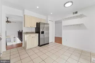 8910 Spur Rd, Springfield, VA 22153 - Photo 14