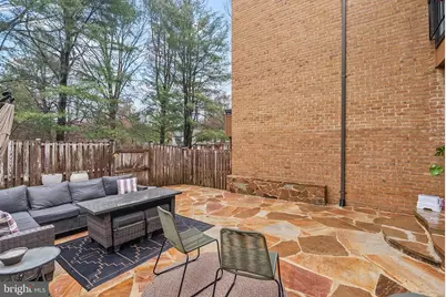 9060 Blarney Stone Drive, Springfield, VA 22152 - Photo 46