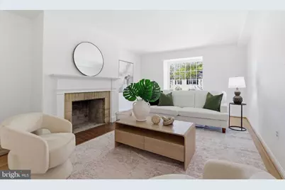 7379 Hallcrest Drive, McLean, VA 22102 - Photo 10