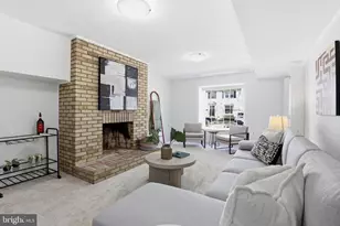 7379 Hallcrest Dr, McLean, VA 22102 - Photo 32
