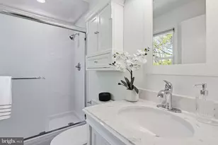 7379 Hallcrest Dr, McLean, VA 22102 - Photo 30