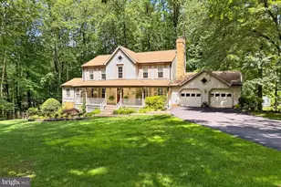 11166 Deuaughn Ct, Fairfax Station, VA 22039 - Photo 4