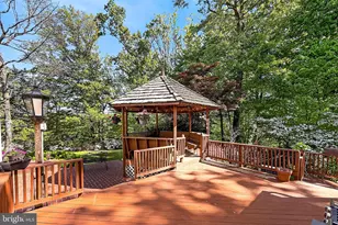 6327 Youngs Branch Dr, Fairfax Station, VA 22039 - Photo 22
