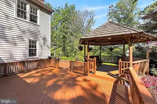 6327 Youngs Branch Dr, Fairfax Station, VA 22039 - Photo 20