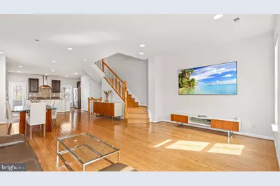 9640 Pullman Place, Fairfax, VA 22031 - Photo 10