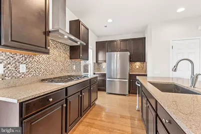 9640 Pullman Place, Fairfax, VA 22031 - Photo 18