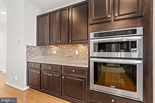 9640 Pullman Pl, Fairfax, VA 22031 - Photo 16