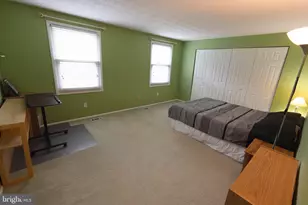 1150 Kettle Pond Ln, Great Falls, VA 22066 - Photo 12