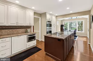 11643 Captain Rhett Ln, Fairfax Station, VA 22039 - Photo 22