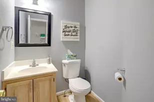 5715 Clapham Rd, Alexandria, VA 22315 - Photo 6