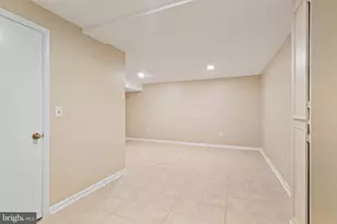 9833 Natick Rd, Burke, VA 22015 - Photo 36