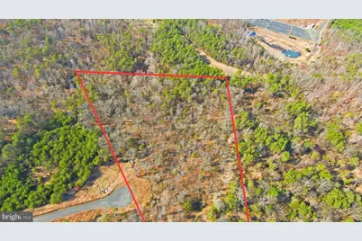 7030 Jay Court, Centreville, VA 20121 - Photo 2