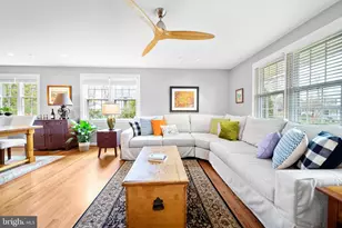 15014 Tarleton Dr, Centreville, VA 20120 - Photo 10