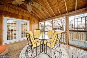 15014 Tarleton Dr, Centreville, VA 20120 - Photo 32