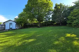 6065 Munson Hill Rd, Falls Church, VA 22044 - Photo 8