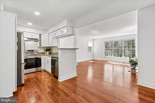 11701 Karbon Hill Ct, Reston, VA 20191 - Photo 6