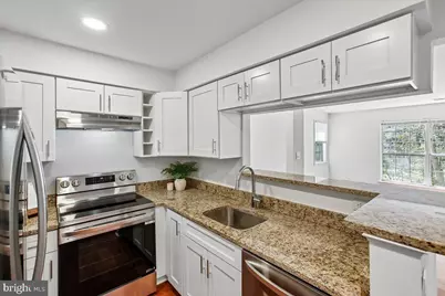 11701 Karbon Hill Court #508A UNIT C, Reston, VA 20191 - Photo 4